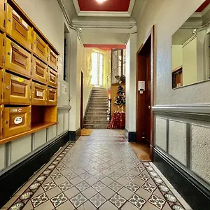 La Loge Parisienne 300m Gare Bastille Telepherique Grenoble